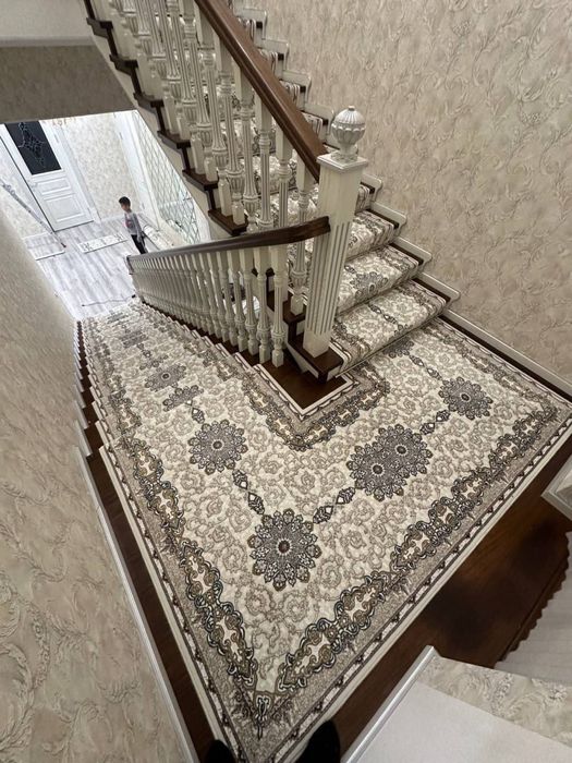 Профессиональная укладка ковров, ковролина, оверлок, склейка