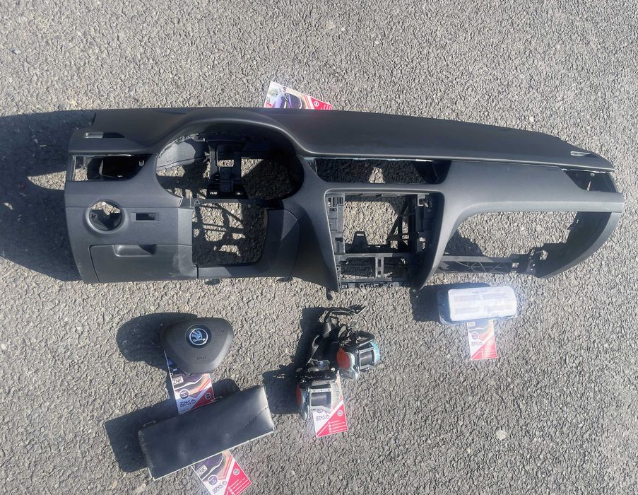 Skoda Octavia 3 kit airbag volan pasager plansa de bord  set centuri