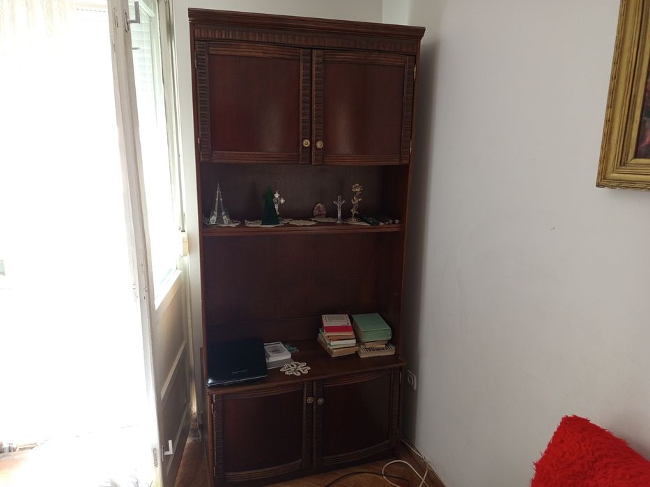 Vând dulap/biblioteca lemn
