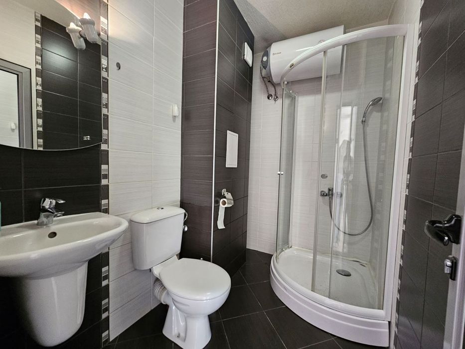 Светъл и просторен офис на централна локация! ж.к. Банишора!