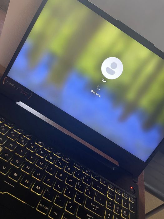 Vând laptop Asus Tuf!