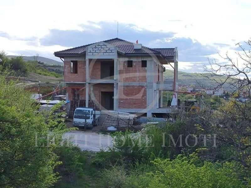 Продава се Къща в с. Марково, Област Пловдив - 293 кв.м за 628 €/кв.м - Снимка #4