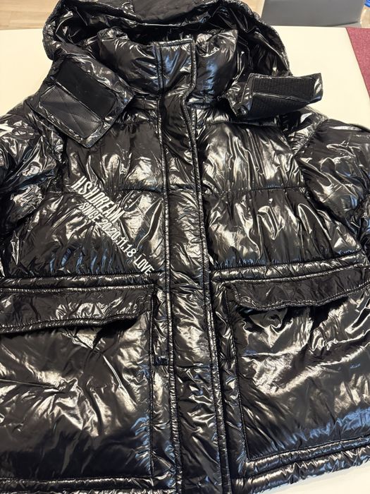 Дамско лъскаво зимно яке