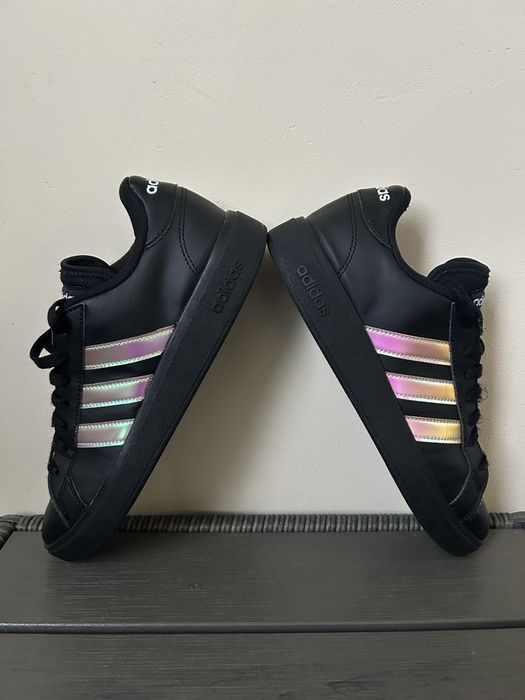 Сникърси Adidas