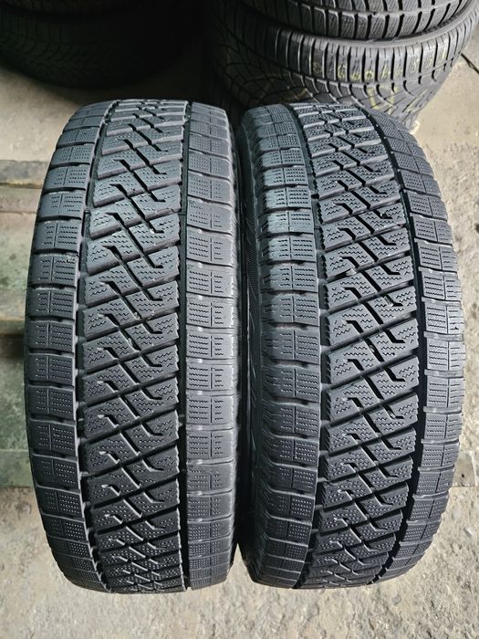 2 anvelope iarna 205 65 16C Lassa 2021