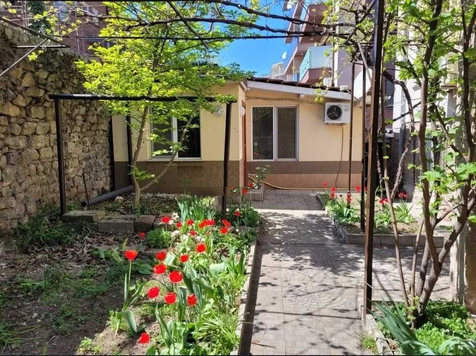 Продава се Етаж от къща в Пловдив, Център - 100 кв.м за 1900 €/кв.м - Снимка #13