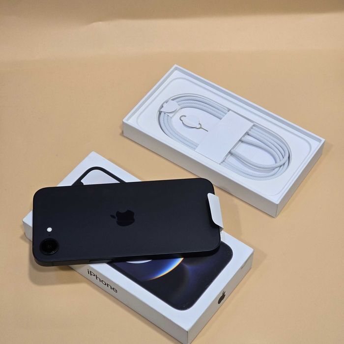 Hope Amanet P8 Iphone 16e 128 Gb 100% Neactivat