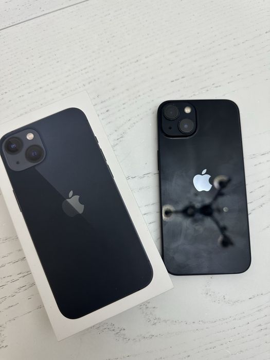 Продам IPhone 13, 128 гб в иделаьном состоянии