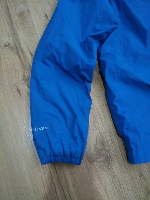 Geaca impermeabila The North Face Hyvent mărimea 10-12 ani