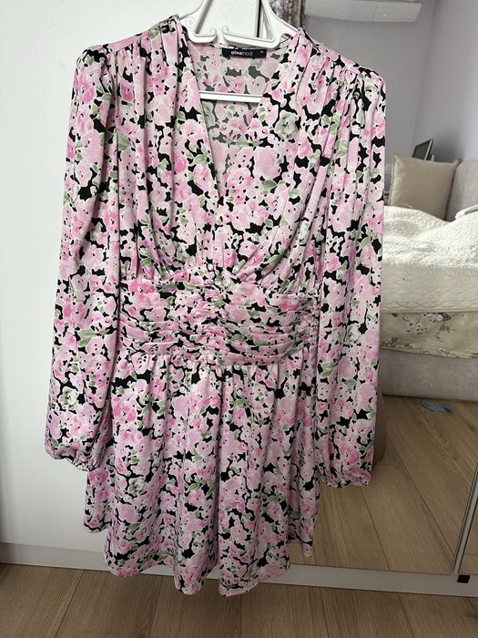 Рокля с цветя - Gina tricot