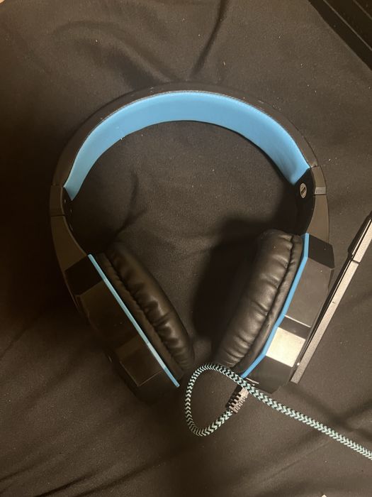 ! Playstation 4 PRO + 10 игри + джойстик + слушалки с мик. (ПОДАРЪК) !