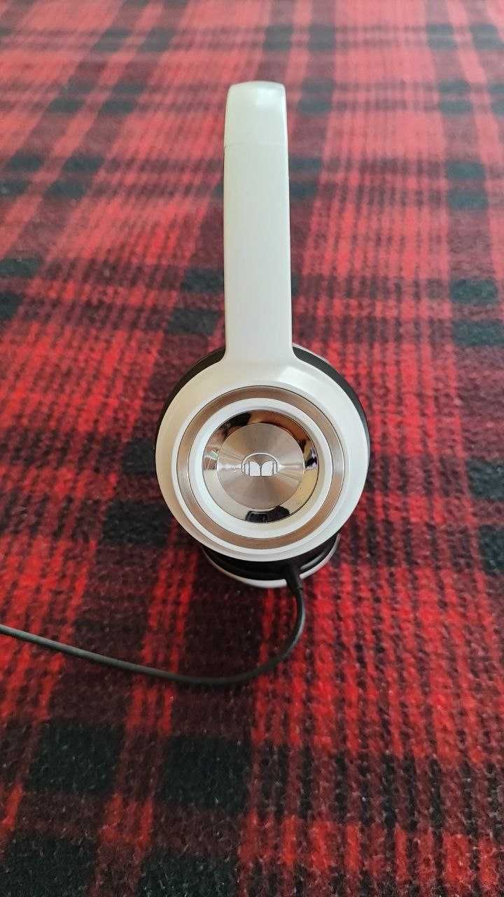 Продавам слушалки Monster Cable NTune On-Ear Headphones