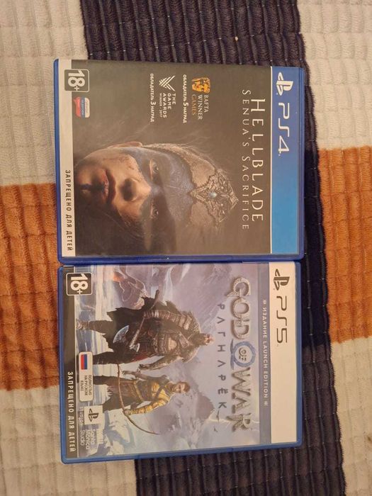 Диски PlayStation 4 и PS5