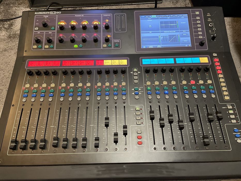 Mixer digital Allen & Heath GLD 80