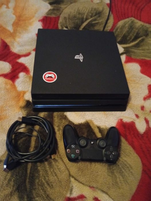 SONY PS4 PRO consola jocuri completa
