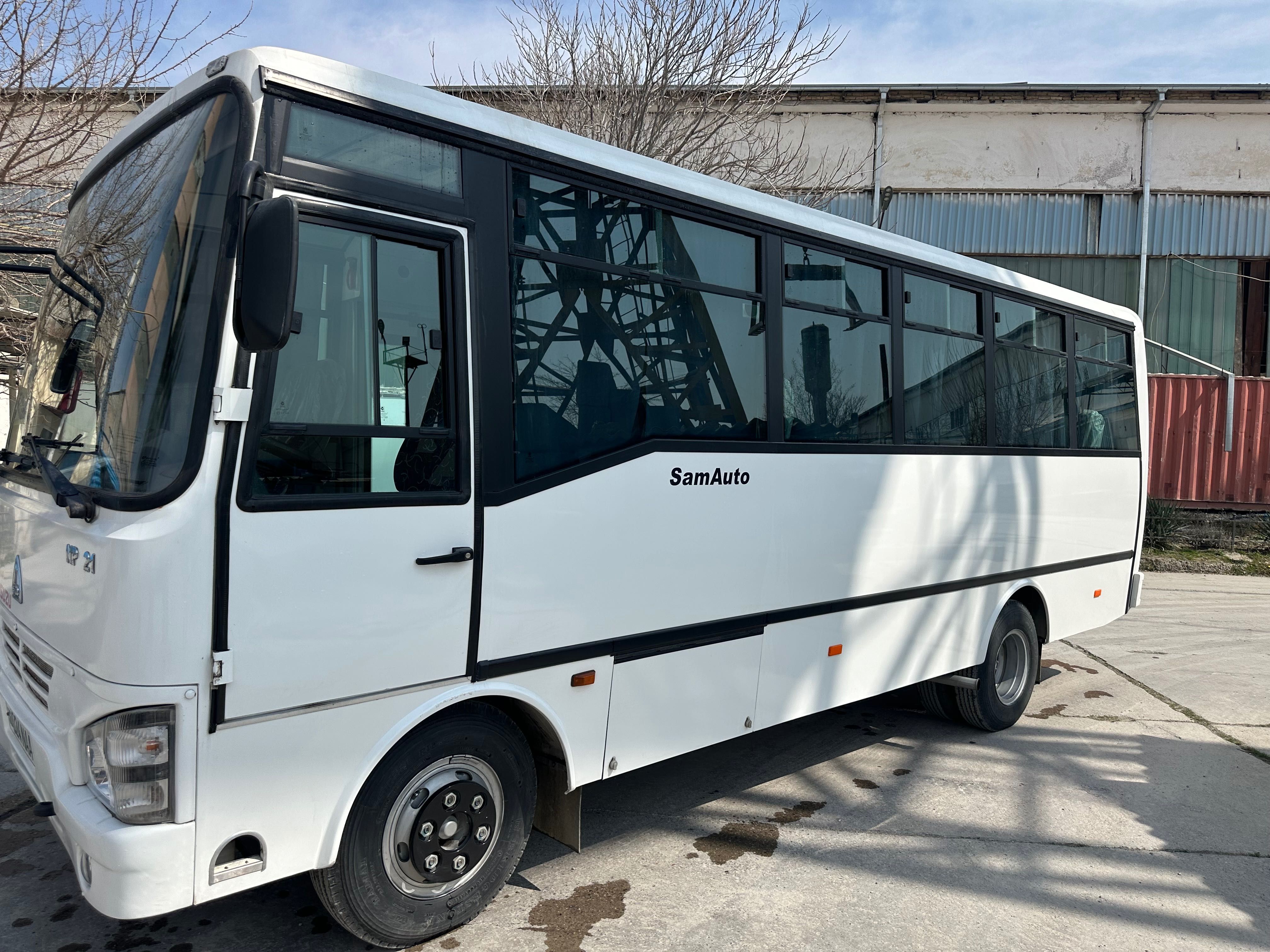 Продаётся Isuzu NP21