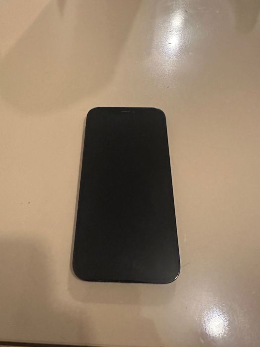 Vând IPhone 12 Pro