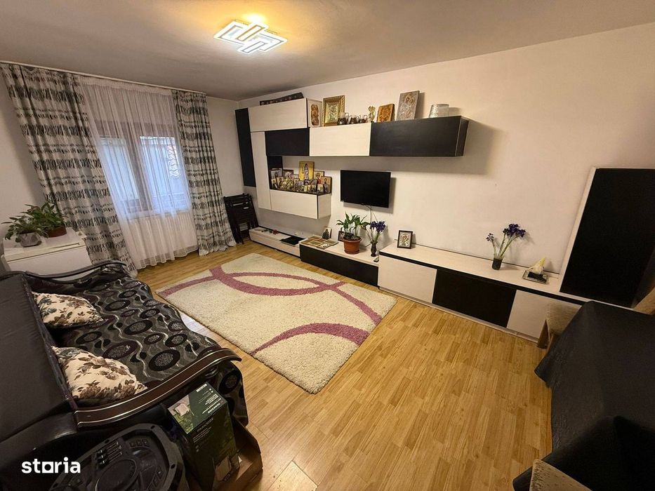 Apartament 3 camere decomandat, Zona Mall, mobilat si utilat