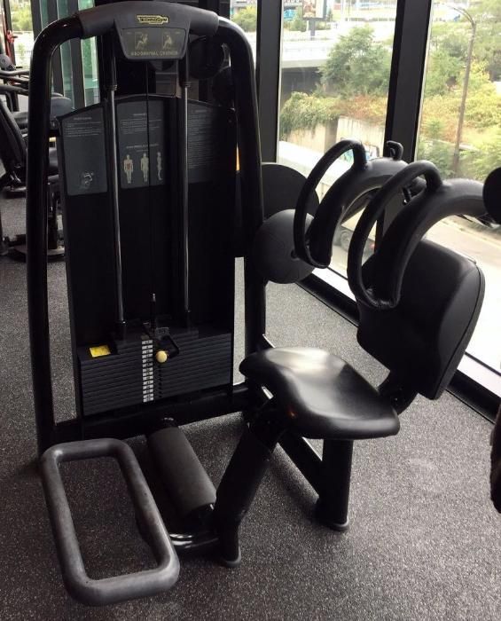 Фитнес уред Technogym Abdominal Crunch