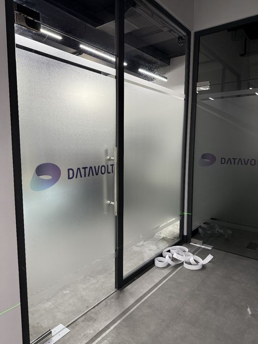 Матовый Туманка, тонировка, Оракал, зеркальная и атермальные оклейка