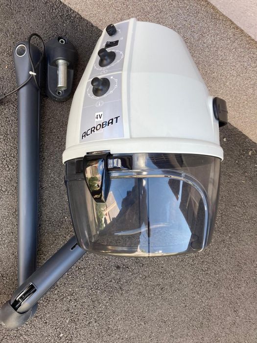 Vand cască pentru coafor