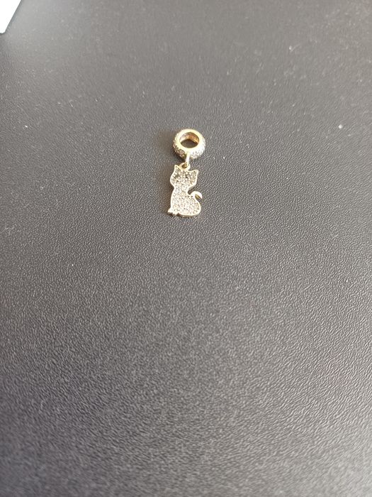 Charm de aur galben de 14k