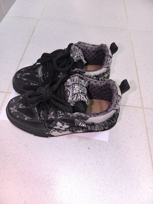 Lv skates black Swarovski marimea 42