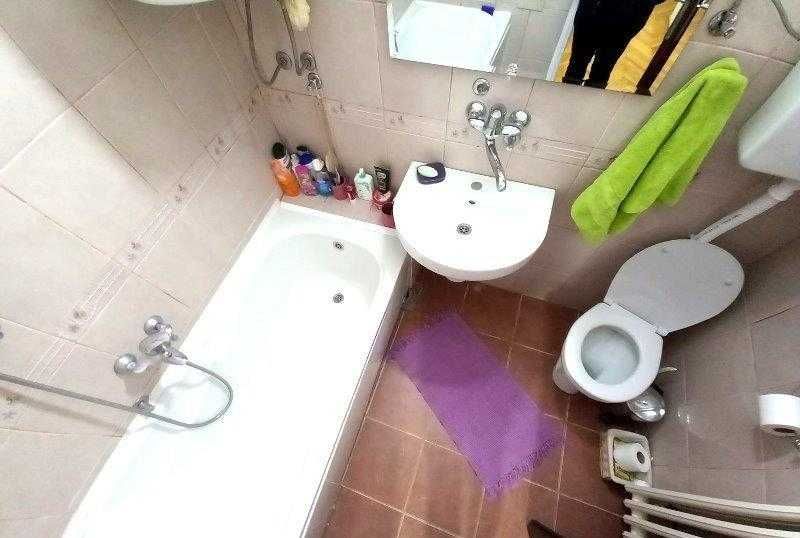 Дава се под наем Тристаен апартамент в Пловдив, Остромила - 81 кв.м за 428.4 € - Снимка #6