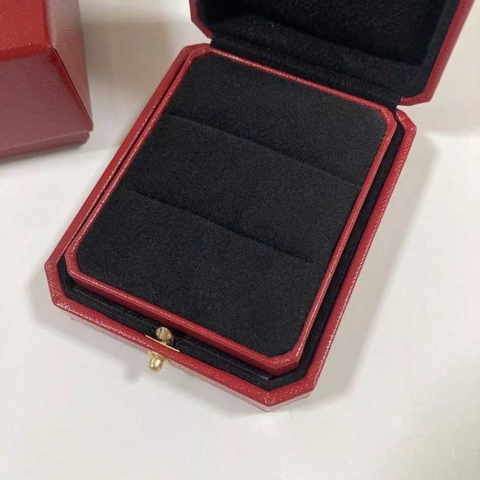 Cutie originala pre-owned Cartier pentru doua inele