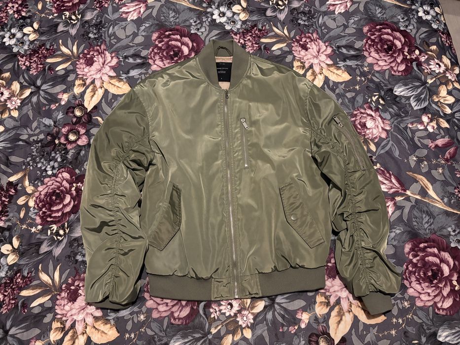 Jachetă tip bomber House Brand aproape nouă