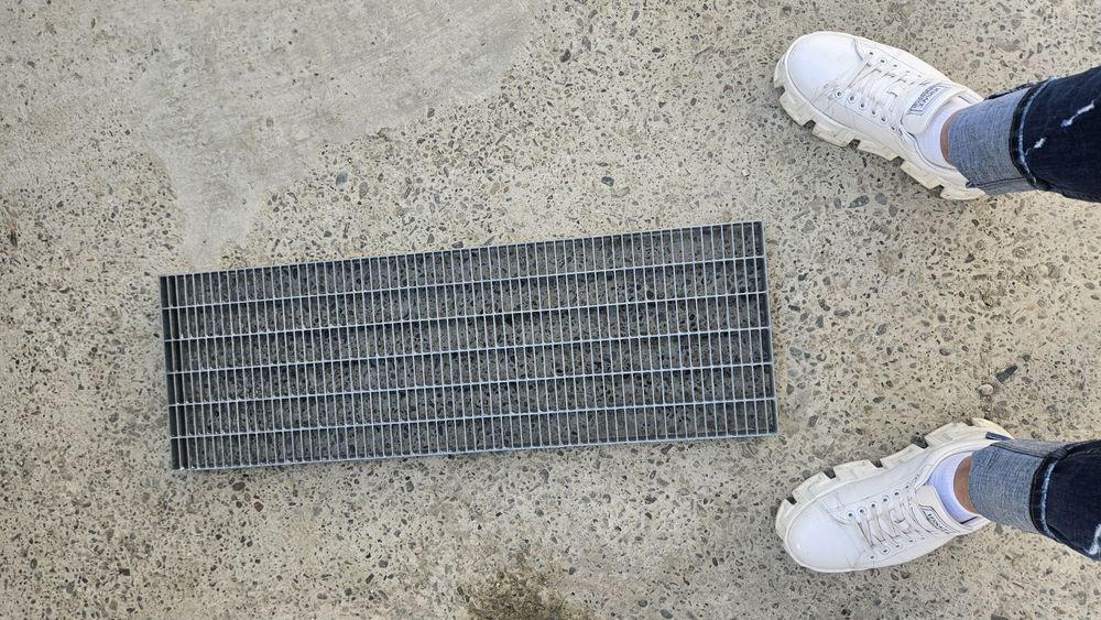 Vând trepte zincate galvanizate