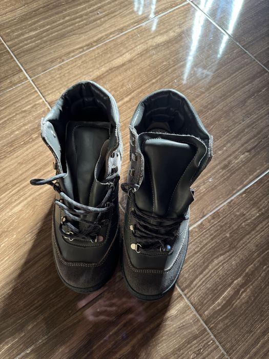 Ghete de iarna din piele naturala