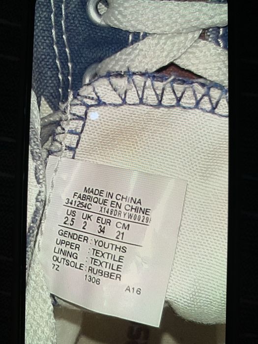 Tenisi Converse diferite culori si modele