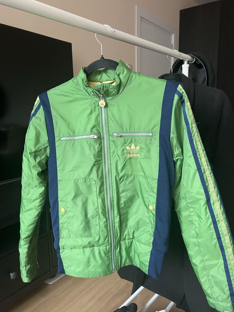 Ново яке Adidas, 36 размер