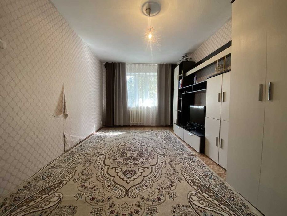 2х ком по пр Мира рядом Самрук, 1 этаж/5 не угловая. ПОМОЩЬ В ИПОТЕКЕ!