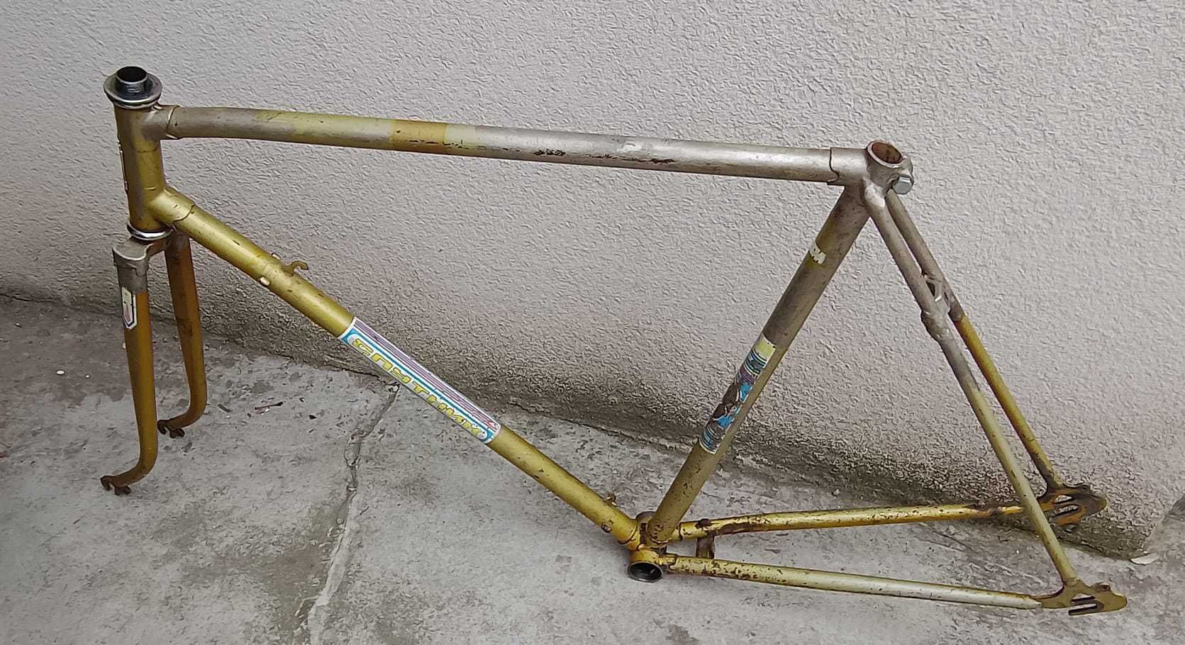 Vand Roti Sputnik XB3 fata/spate