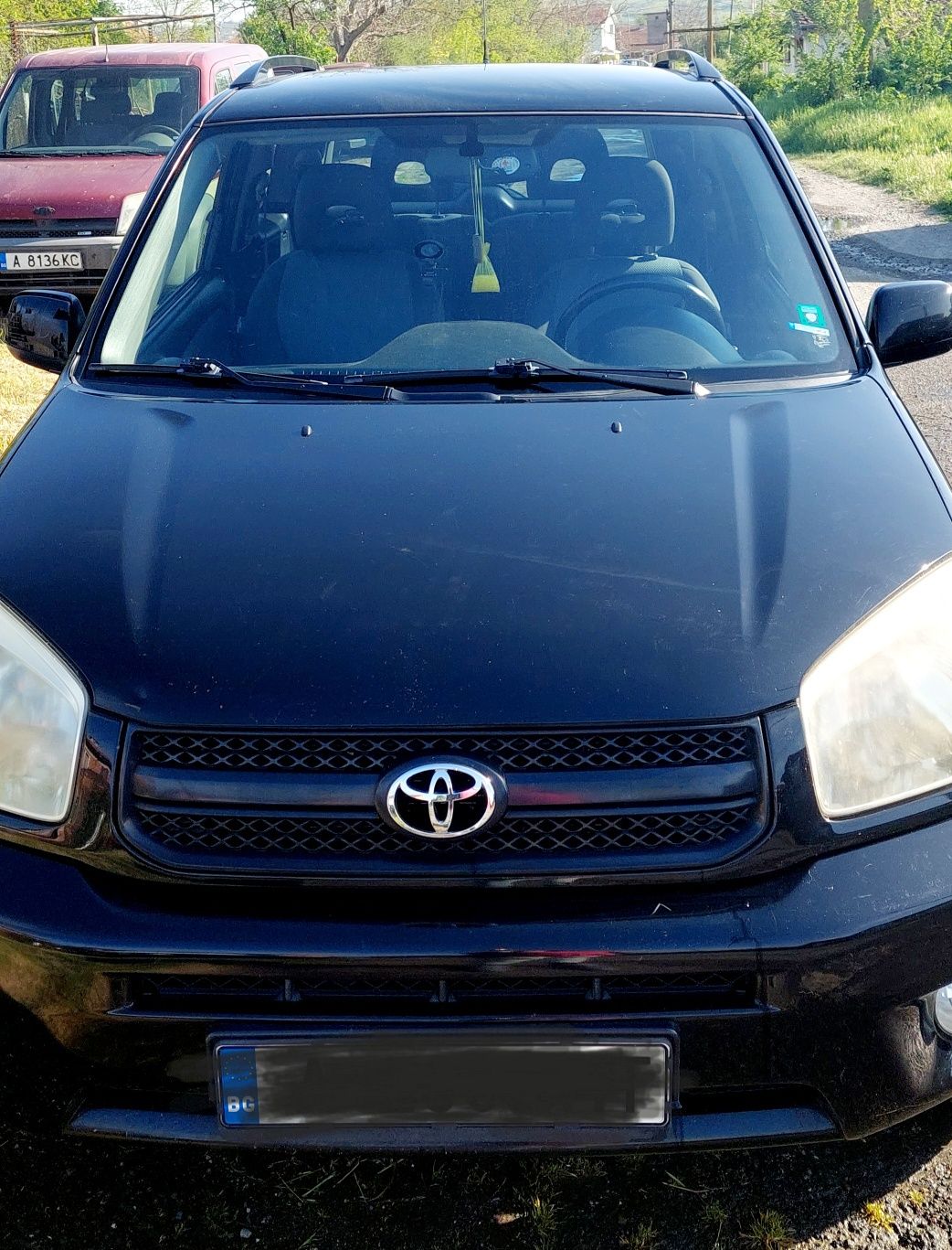 Автомобил Тойота Rav4