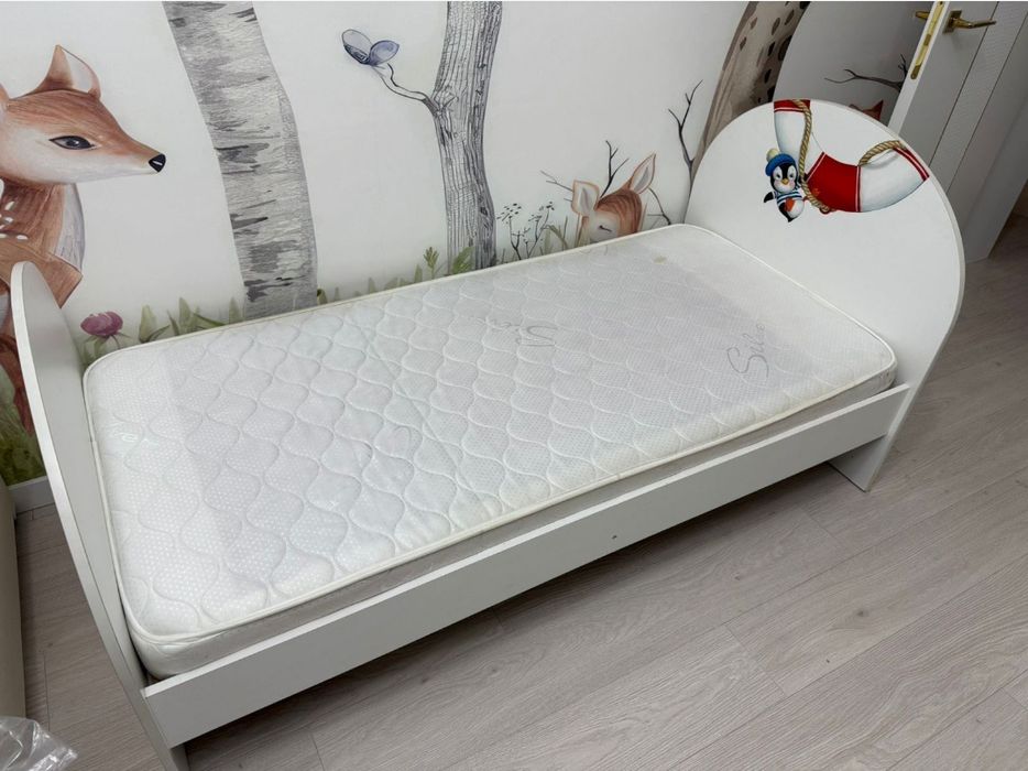 Продам детскую кроватку