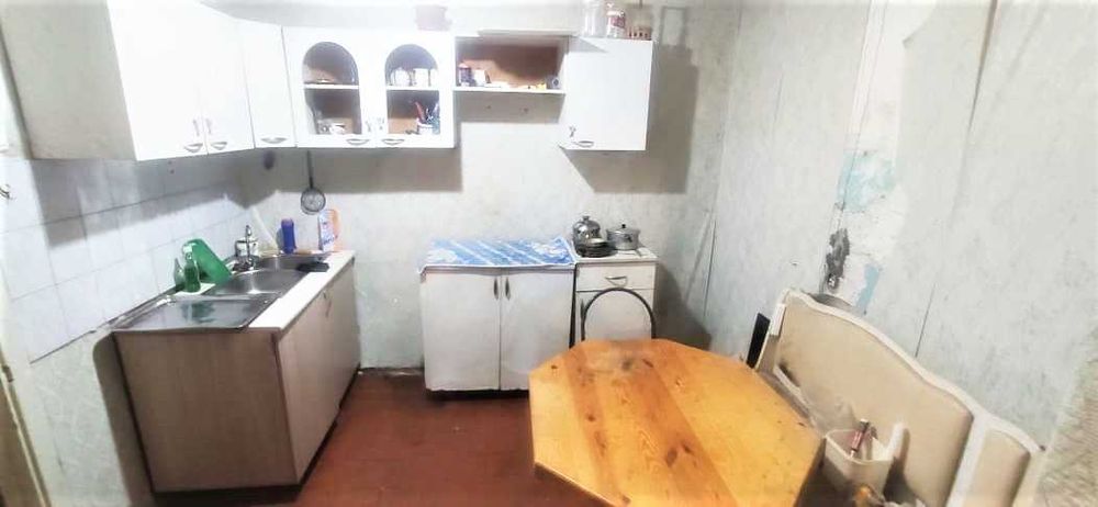 Продам 2х-комнатную ул. Омская2, 1этаж, 36кв.метров