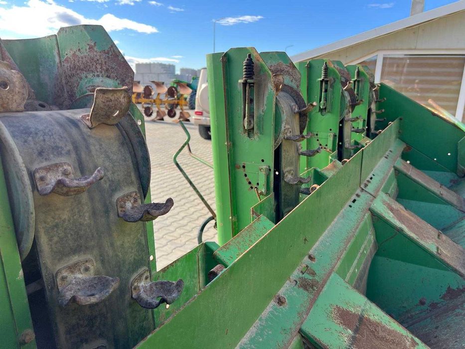 Садилка за картофи Hassia – 4 реда, с хидравлично изсипване