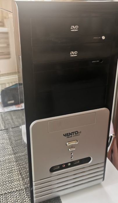 Настолен компютър с SSD диск