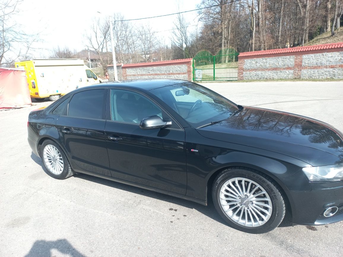 Audi A4 B8 S-line interior/exterior