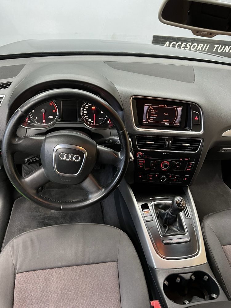 Audi Q5  2.0 TDI Quattro - Diesel - Manual - 163 hp - 2010 - KM REALI