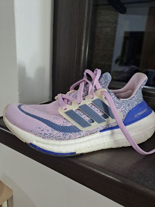 Adidasi adidas alergare