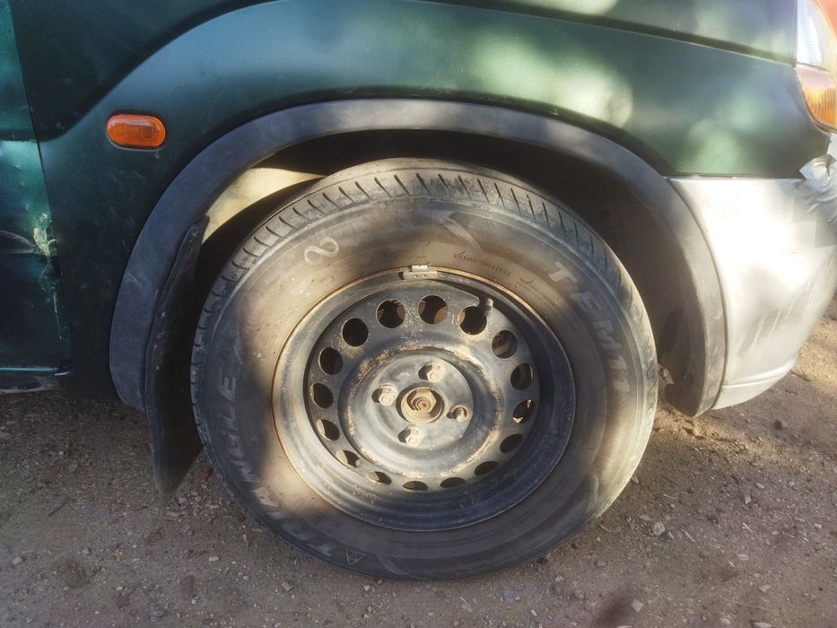 Продам накладку пластиковую- молдинг на Сузуки Игнис