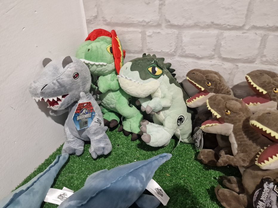 Jurassic world играчка