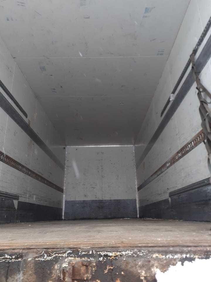 Container BDF izoterm + container BDF prelata perdea