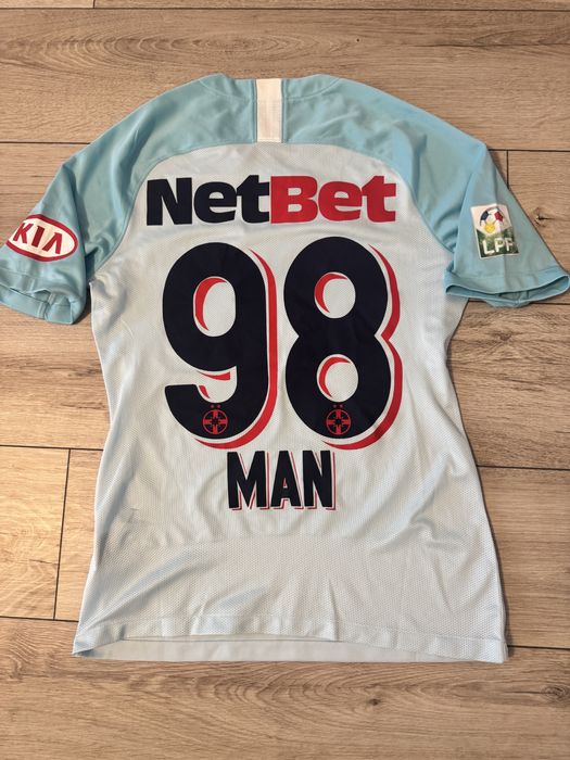 Tricouri fcsb sezon 2018-2019,2019-2020