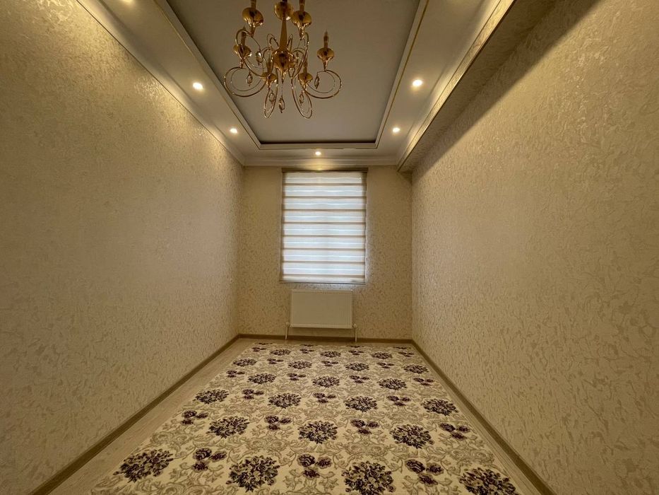 Срочно сотилади 2 хонали янги новастройка квартира. Юнусободга яқин