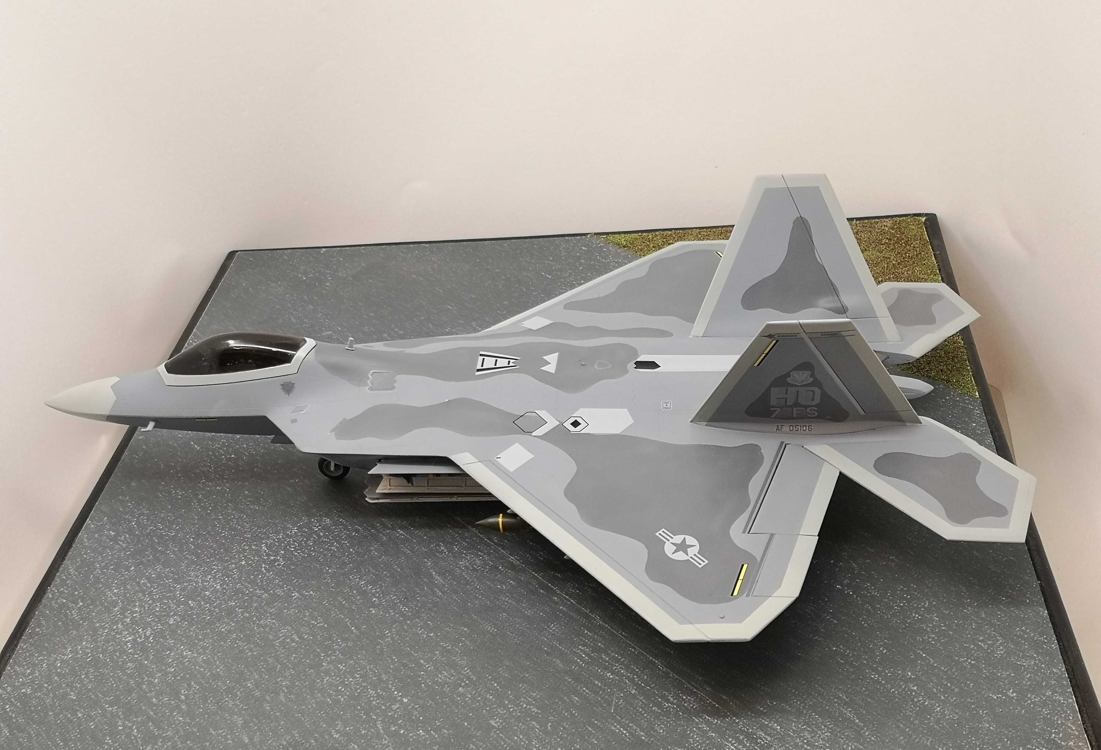 Macheta avion F 22 REPTOR